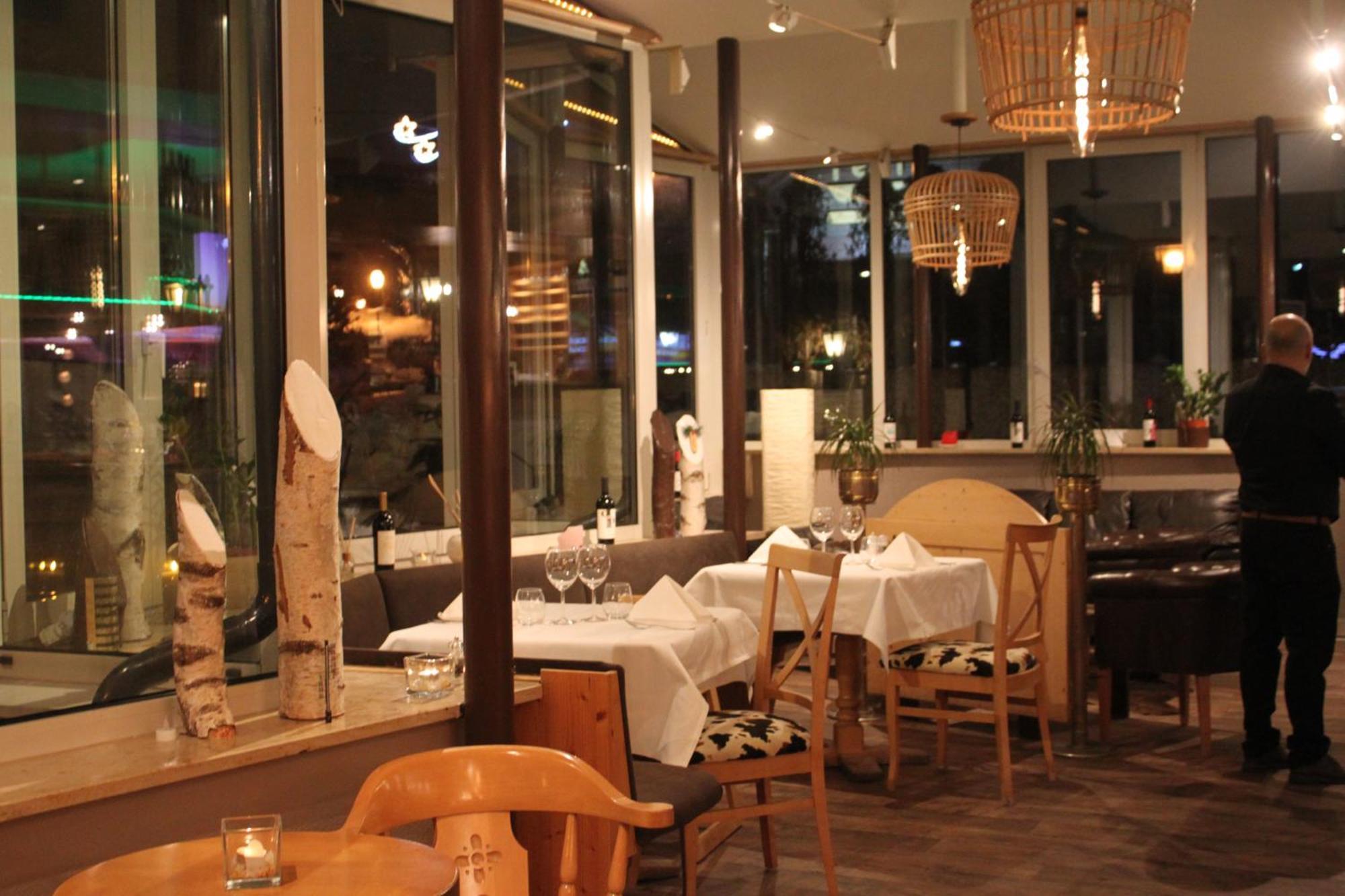 Grichting Hotel & Serviced Apartments Leukerbad Exterior photo