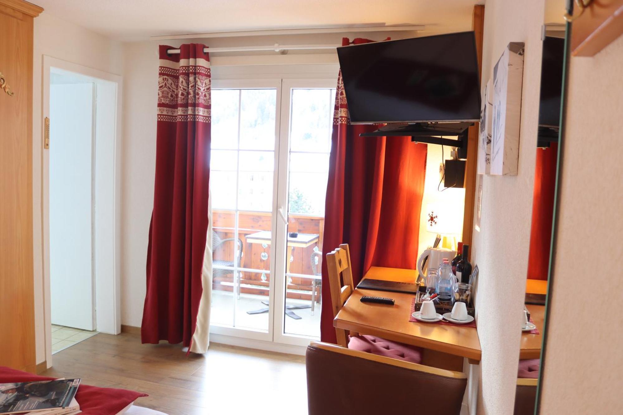Grichting Hotel & Serviced Apartments Leukerbad Exterior photo