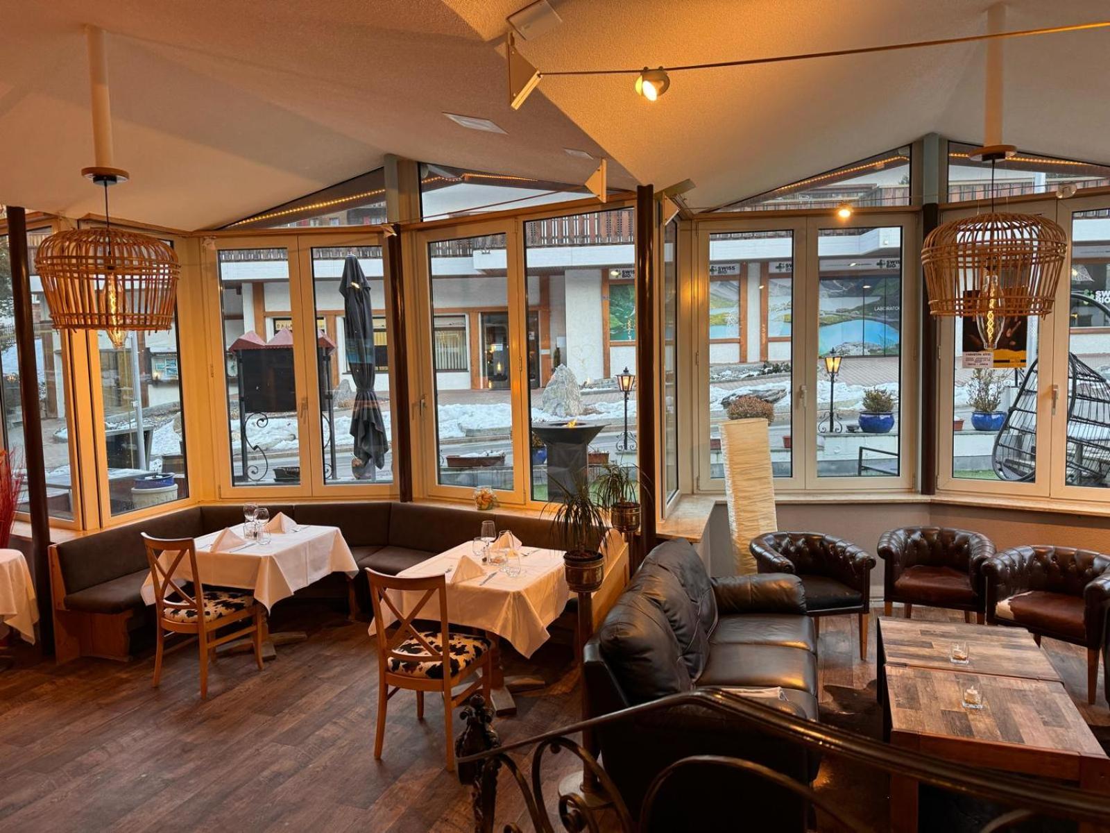 Grichting Hotel & Serviced Apartments Leukerbad Exterior photo